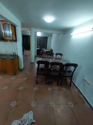 nhà nguyên căn, 3 tầng 4 PN 3 WC gần ngã tư Ô Chợ Dừa cạnh bến xe buýt