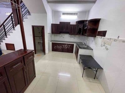 Nhà 5 phòng đầy đủ nội thất