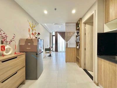Cho thuê phòng ban công. Gần bên UFM KCX Phú Mỹ Hưng. Tiện sang Quận 4
