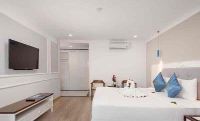Nhà trần bạch đằng 26 phòng . ngang 15m khu a thượng