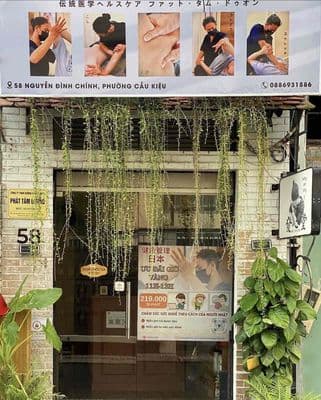 Cho thuê nhà trệt 2 lầu mặt tiền Nguyễn Đình Chính gần Phan Đình Phùng