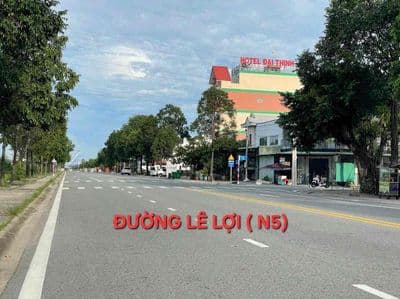 Mặt tiền Lê Lợi kế bên toà tháp đôi & trung tâm thương mại TP mới BD