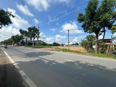 Tôi cần bán lô đất thổ cư mặt tiền đường nhựa 415 tại phường Củ Chi