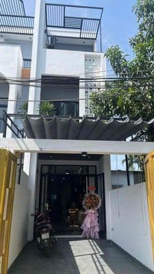 Cho thuê nhà kiệt trần đình tri gần biển- full nội thất.