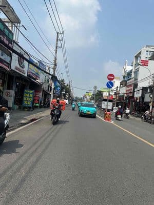 Bán Nhà MT Hậu Giang - DT: 3.5m x16m. 1 trệt 1 Lầu. 3 PN