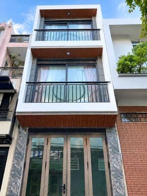 Nhà Q5 sát NGUYỄN TRÃI, hẻm 4m thông khu dân trí, tiện ích bao quanh.