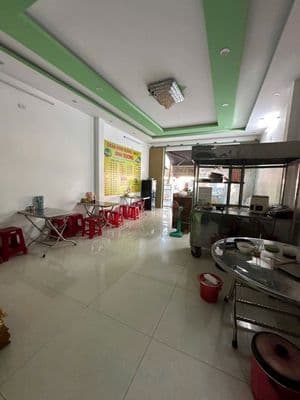 Cho thuê nhà 2 tầng mặt tiền Phạm Hùng kinh doanh buôn bán Sầm uất