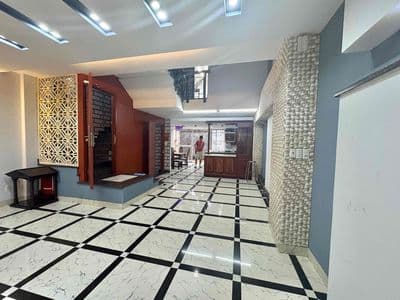 Cho thuê nhà MTNB khu Tên Lửa DT 6x20 Xd 1 hầm 3 lầu , có nội thất.