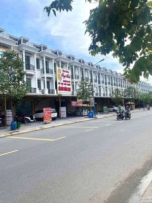 Cho thuê nhà mặt tiền KDC Hoàng Hùng