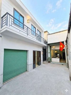 Nhà 2 tầng nguyên căn 80m2 giá rẻ