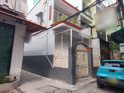 Nhà hẻm xe hơi - góc 2 mt