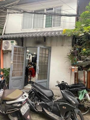 Bán nhà đinh bộ lỉnh gần 4 tr đh lớn bt