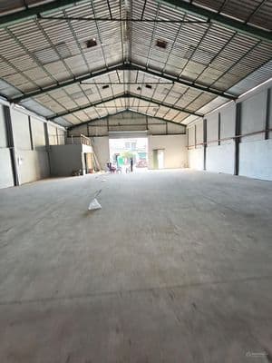 Cho Thuê Kho Xưởng 1000m2 gần KCN Vĩnh Lộc có PCCC