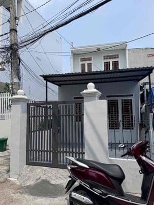 Bán nhà 1 trệt 1 lầu hxh thông chỉ 5 tỷ ngay đường 11 có tl