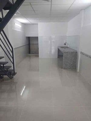 3 phòng mặt tiền đường phạm văn chí