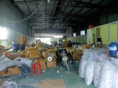 Cho thuê kho xưởng + mbkd 300m hl2 bình tân