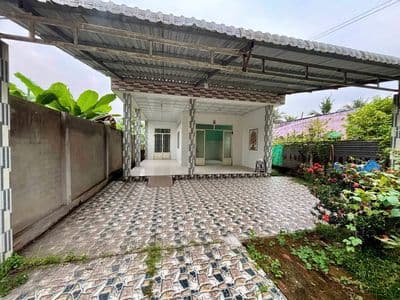 Bán căn nhà do dân gốc Củ CHi xây dựng ket ra gấp Giá 670tr giao sổ.