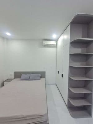 Căn hộ full nội thất, nhà mới 35m2, Hẻm xe hơi tiện đi lại, 8.5 triệu.