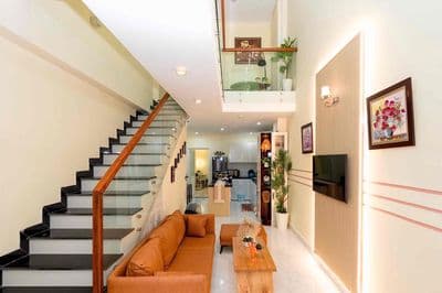 Nhà đẹp khu võ văn kiệt full nội thất