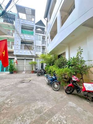 Biệt thự siêu sang- tt quận 10 mà có căn chỉ 12tỏi hơn- ngang 7m hiếm
