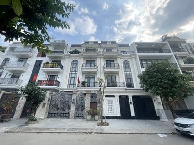 Cho thuê villa mới xây KDC Tân Tạo Đường Nguyễn Hoàng 7x20m Hầm 4 lầu