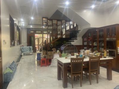 FULL NT Nhà Đẹp khu Tên Lửa 6x21m 1 Hầm 4 tầng 5PN+xông hơi SÁT ĐS 7