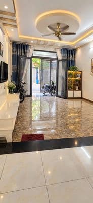 Chính chủ cần bán trệt 2 lầu ở đông hoà. dt 62m2. 3pn,4wc. ngang 4,6
