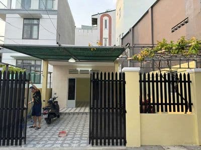 Nhà đẹp 140m2 - sân rộng để 2 oto - gần chung cư tam phú, thủ đức