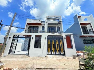 Nhà 1 Lầu Mới Xây 5,3 x 15,5m Ngay Ngã Ba Tân Kim - Sổ Hồng Hoàn Công