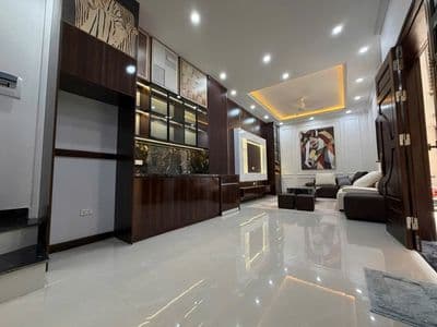 Cho thuê nhà đẹp kim mã – 42m² 6 tầng thang máy – lô góc – full – 22tr