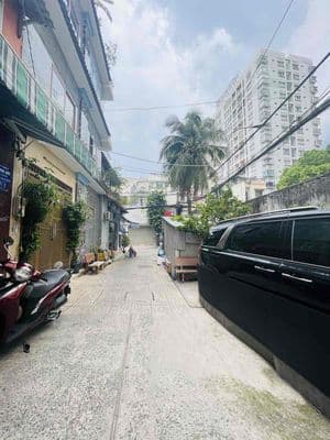 Dưới 9t ở tân phú mà có thang máy 420kg - kiếm đâu ra căn thứ hai!