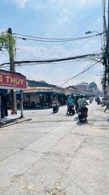 Nhà mới tinh tân bình – sau lưng 1 căn mặt tiền