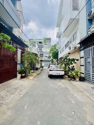 Hẻm xe hơi tránh, 4 tầng, Chợ Phạm Văn Bạch, 44m2, P.15 Tân Bình, 6
