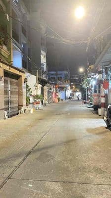 Hẻm xe tải thông – ô tô 7 chỗ ngủ nhà –không có căn thứ hai giá này