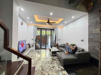 Cho thuê nhà mặt tiền Sơn Trà 3PN gần biển