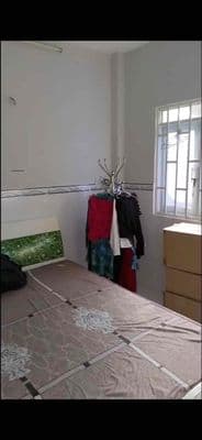Nhà bán giá 1tỷ270 Mặt tiền hẻm xe hơi gần trường hc le van luong
