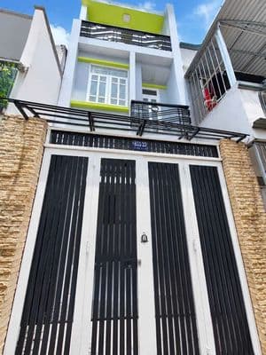 nha cho thuê.4m x 14m 2 làu 4p ngu 4wc