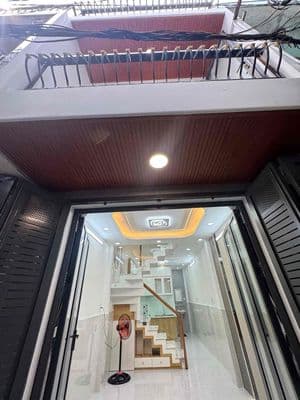 Nhà mới- 3x8m-2pn-2wc-1bc-hem ba gác-khu dân tri
