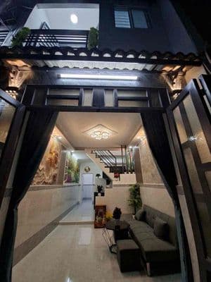 Bán nhà sô hồng chao tay