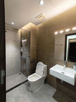 Chính chủ cho thuê căn hộ 96 m2 Diamond Brilliant