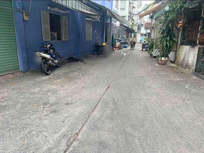 Chỉ 5 tỷ sở hữu nhà hxh quận 10 - chính chủ 1 đời chưa qua đầu tư.
