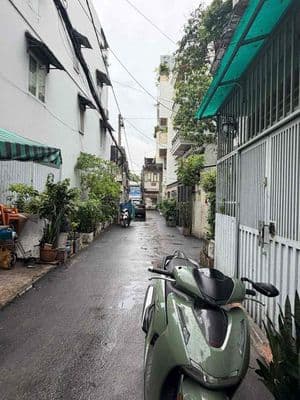 bán nhà 10/4c Hoàng Hoa Thám, Phan Đăng Lưu, 34m2, 4 tỷ 9 TL