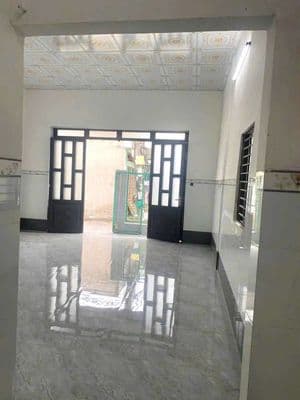 Cho thuê nhà trệt đẹp có phòng ngủ lộ oto sẵn phòng ngủ giá 3.5tr