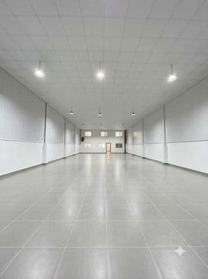 Cho thuê nhà dt 200m2- 8 25m- cách ql1a 50m- tiền lân- bà điểm- hm