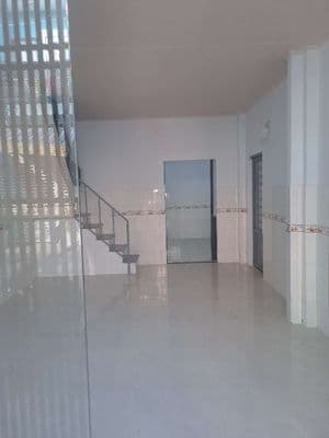 nhà cho thuê lâu dài ngyên căn p4q8