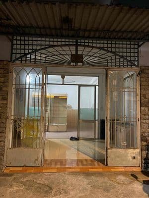 Cho thuê kiot mb kinh doanh có ở lại. 4x8 có ở lại