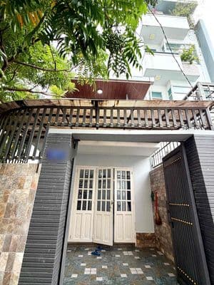 Gần ngã tư bình thái - ga metro nhà 1 lầu sân rộng hẻm ô tô 3pn 2wc