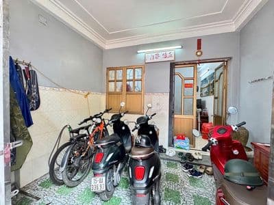 Bán nhà Chợ Cột Đèn - Dư Hàng , 68m , mặt tiền 5.1m , Giá bán 3.1 tỷ