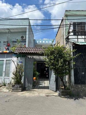 Bán nhà hẻm xe hơi