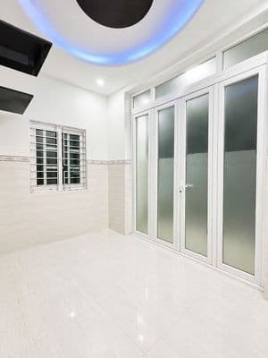 Nhà 4pn - đường 6 - linh tây thủ đức chỉ 5.2 tỷ